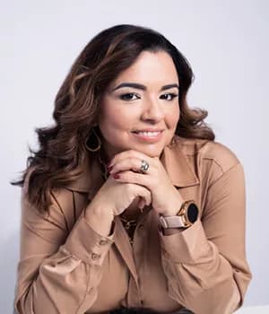 Johanna Suárez — LatinaCon oradora